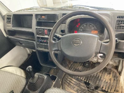 Nissan NT100 Clipper