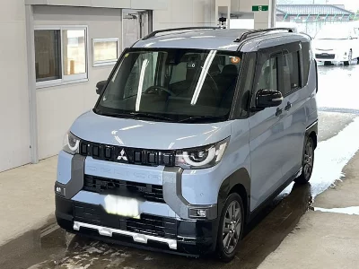 Mitsubishi Delica Mini