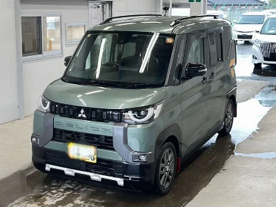 Mitsubishi Delica Mini