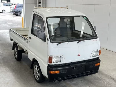 Mitsubishi Minicab Truck