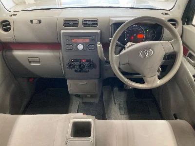 Toyota Pixis Space