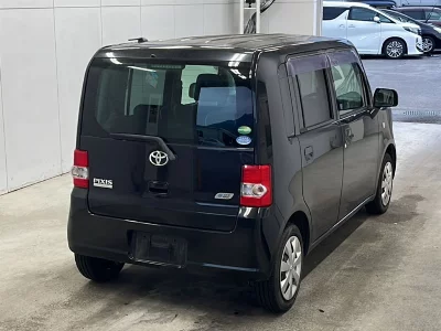 Toyota Pixis Space