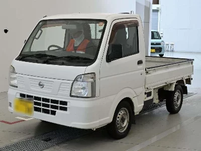Nissan NT100 Clipper