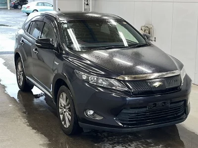 Toyota HARRIER HYBRID