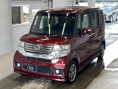 Honda N BOX CUSTOM