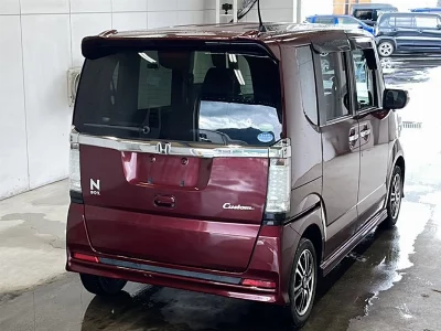 Honda N BOX CUSTOM