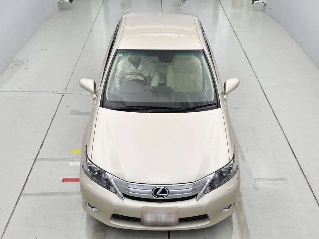 Lexus HS250h  с аукциона в Японии