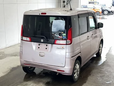 Suzuki Spacia