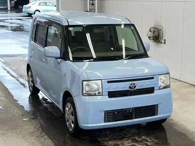Toyota Pixis Space