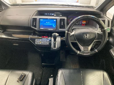 Honda STEPWGN SPADA