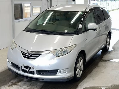 Статистика аукционов Toyota Estima Hybrid