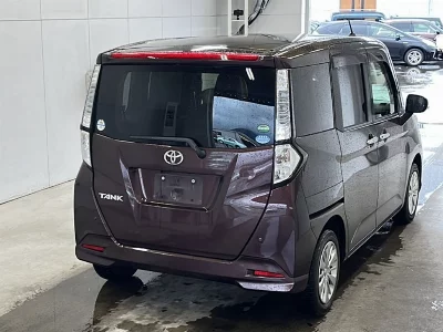 Toyota Tank