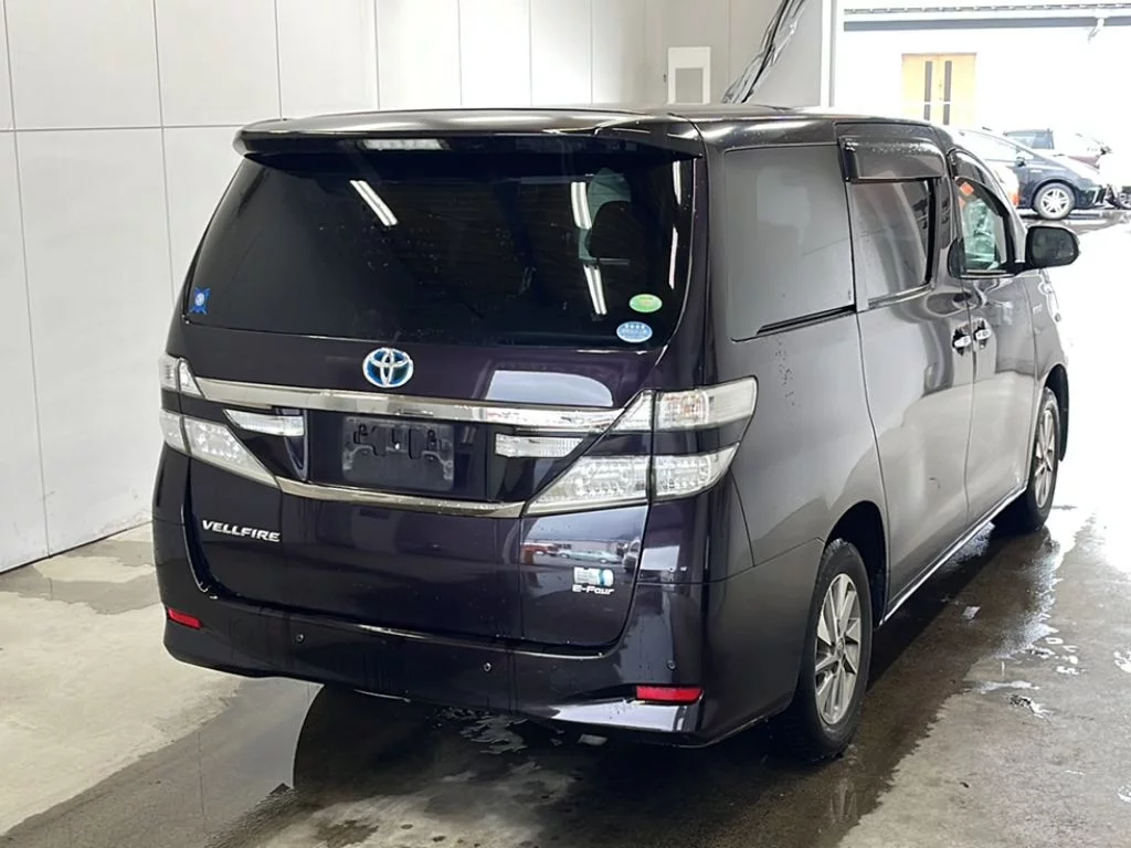 Toyota Vellfire  с аукциона в Японии