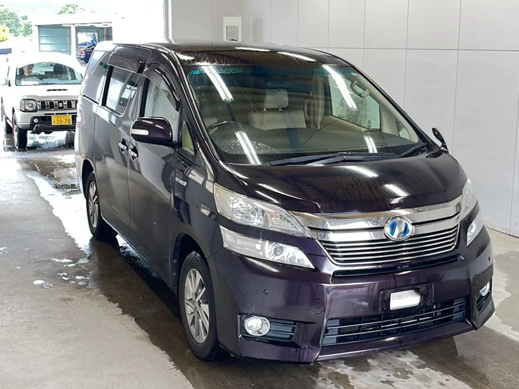 Toyota Vellfire  с аукциона в Японии