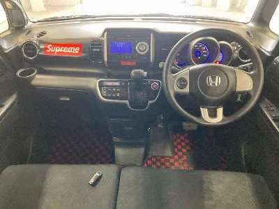 HONDA N BOX CUSTOM