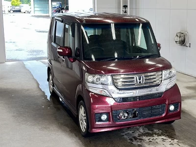 HONDA N BOX CUSTOM
