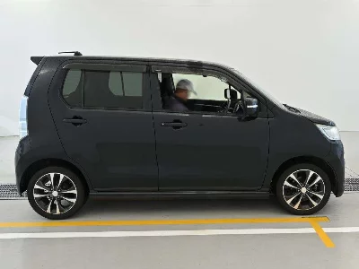 SUZUKI WAGON R STINGRAY