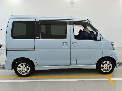 DAIHATSU ATRAI WAGON