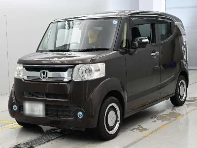 HONDA N-BOX SLASH