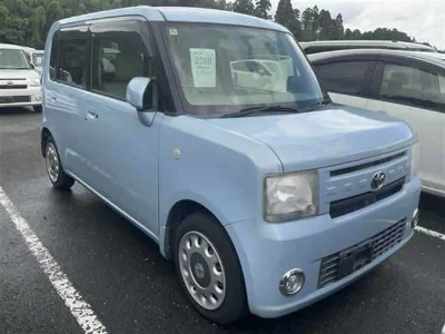 Toyota Pixis Space