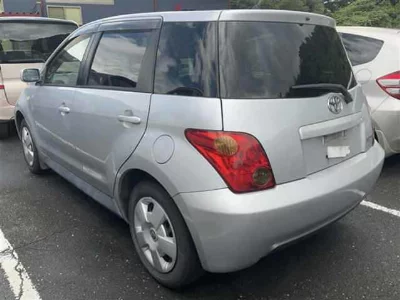 Toyota Ist
