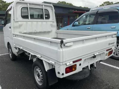 DAIHATSU HIJET TRUCK