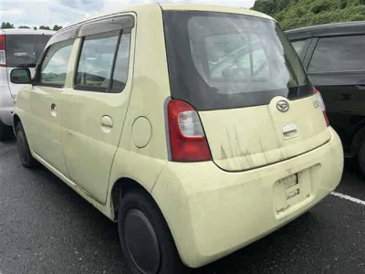 DAIHATSU ESSE