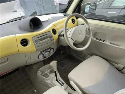 DAIHATSU ESSE