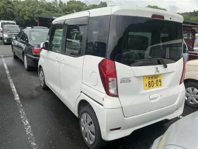 Mitsubishi eK X Space