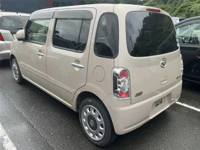 Daihatsu Mira Cocoa