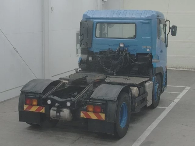 Nissan UD  с аукциона в Японии