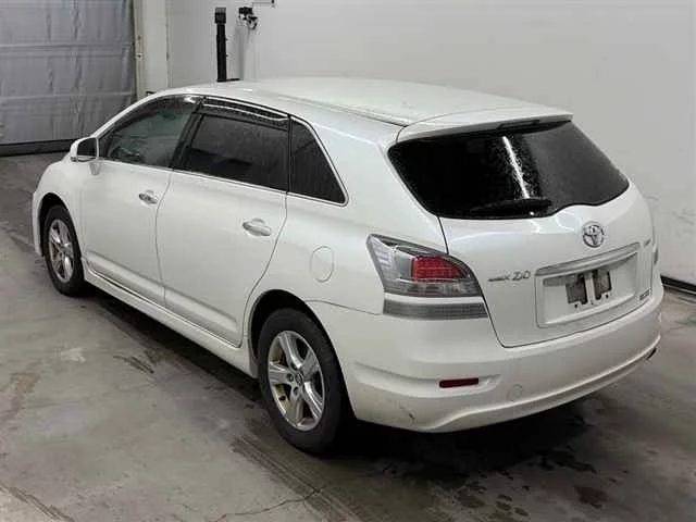 Toyota Mark X Zio  с аукциона в Японии