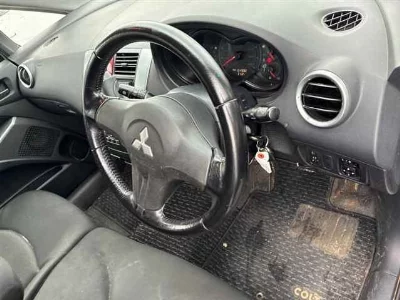 Mitsubishi Colt Plus