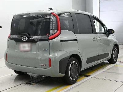 Toyota Sienta