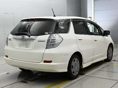 Honda FIT SHUTTLE HYBRID