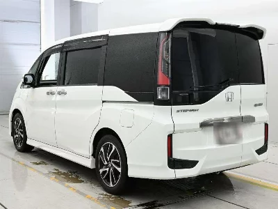 Honda STEPWGN SPADA