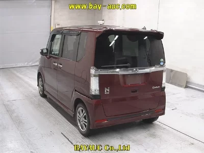 Honda N BOX CUSTOM