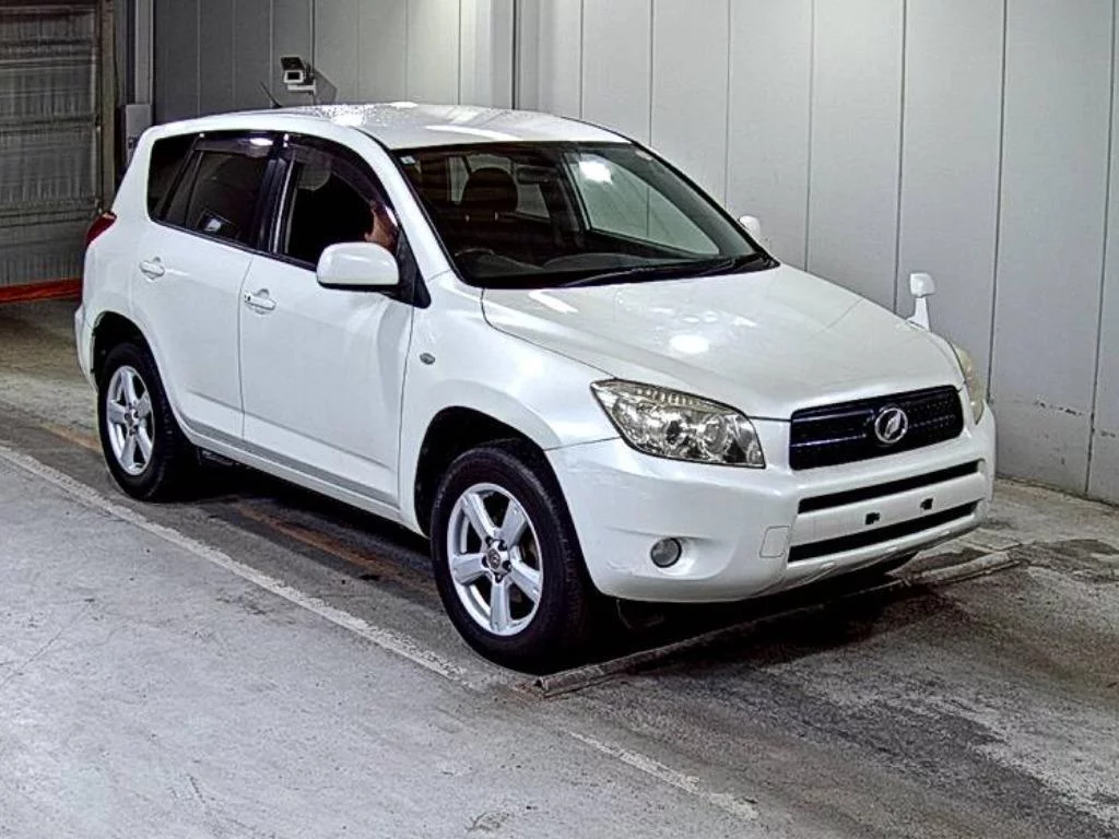 Toyota RAV4  с аукциона в Японии