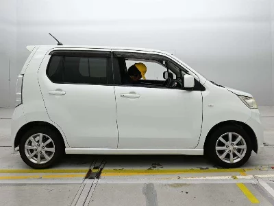 Suzuki WAGON R STINGRAY