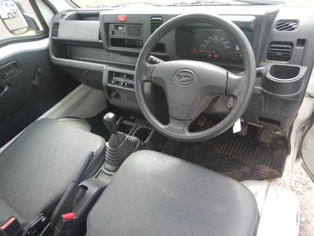 Daihatsu Hijet Truck  с аукциона в Японии