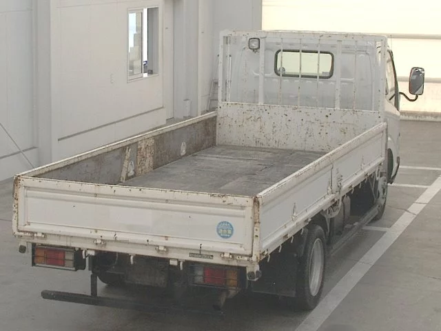 Hino Dutro  с аукциона в Японии