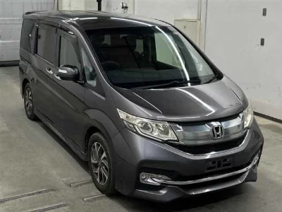 Honda STEPWGN SPADA