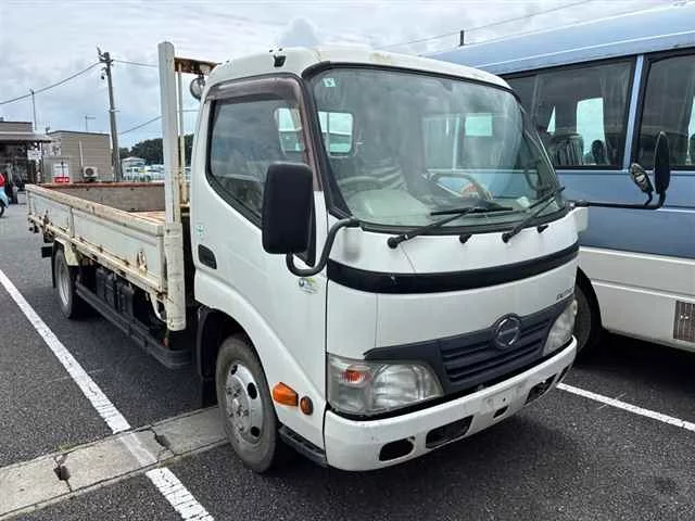 Hino Dutro  с аукциона в Японии