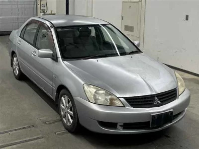 Mitsubishi Lancer Cedia