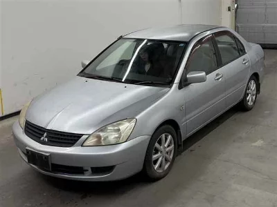 Mitsubishi Lancer Cedia