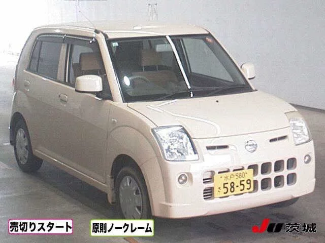 Nissan Pino  с аукциона в Японии