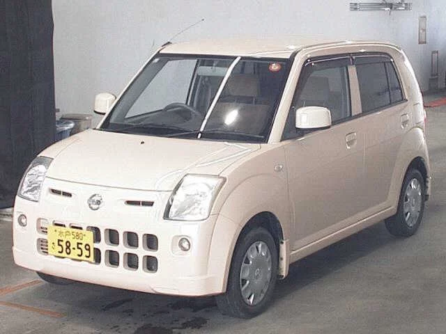 Nissan Pino  с аукциона в Японии