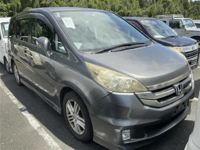 Honda STEPWGN SPADA