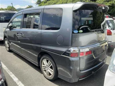Honda STEPWGN SPADA