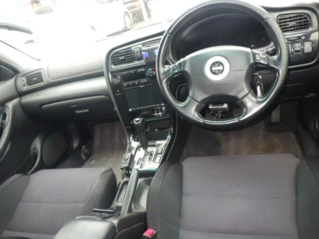 Subaru Legacy  с аукциона в Японии